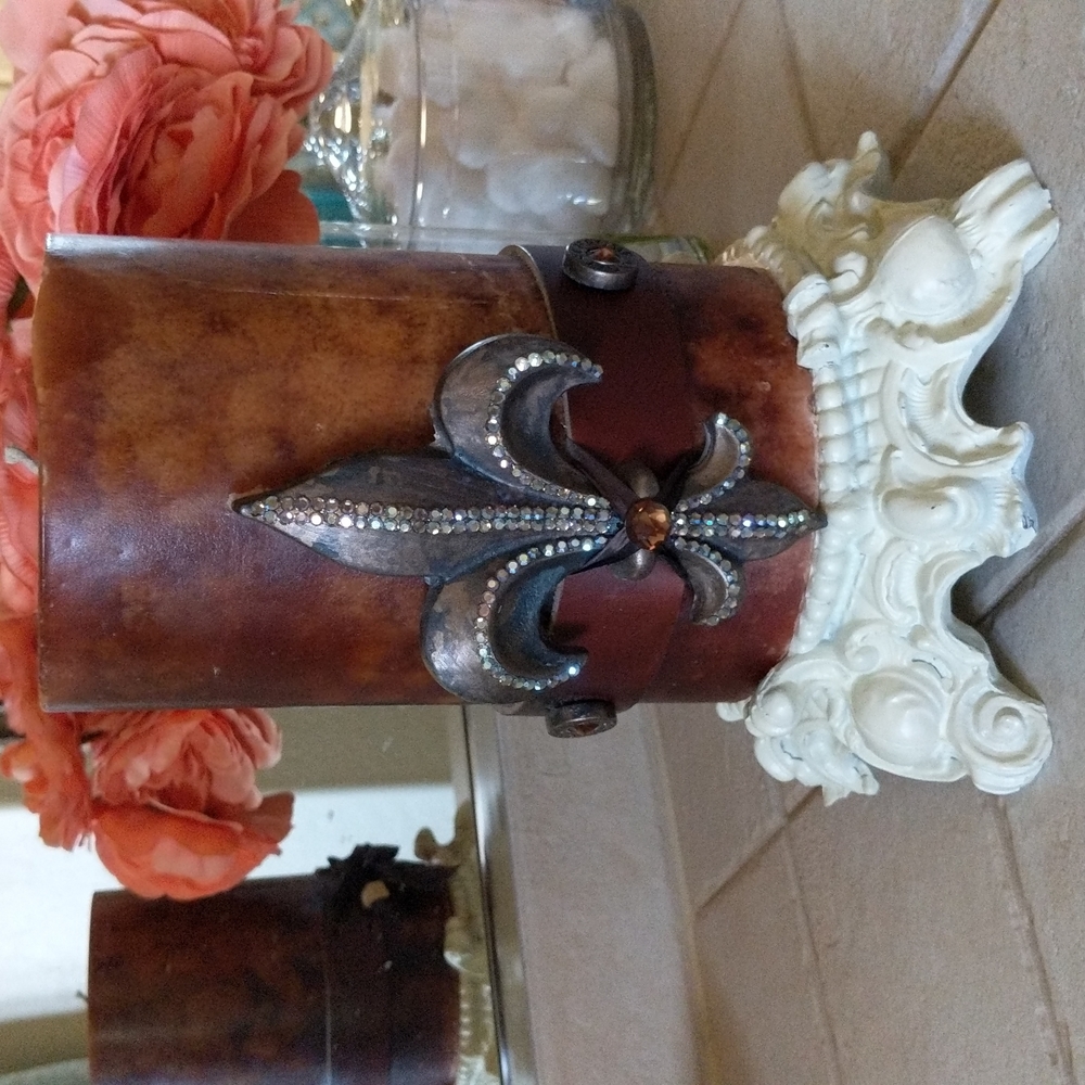 Chrome Angels Swarovski crystal candle - Picture 9 of 10